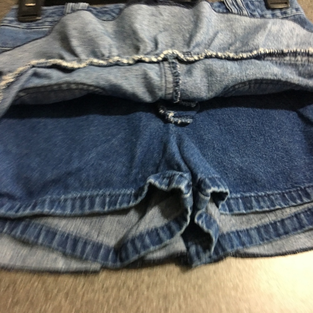 Cherokee Denim Ruffled Skirt w Denim Shorts 7/8 M - Picture 4 of 5